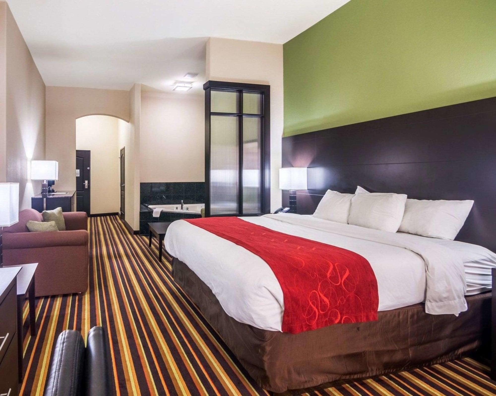 Comfort Suites Amarillo Bagian luar foto