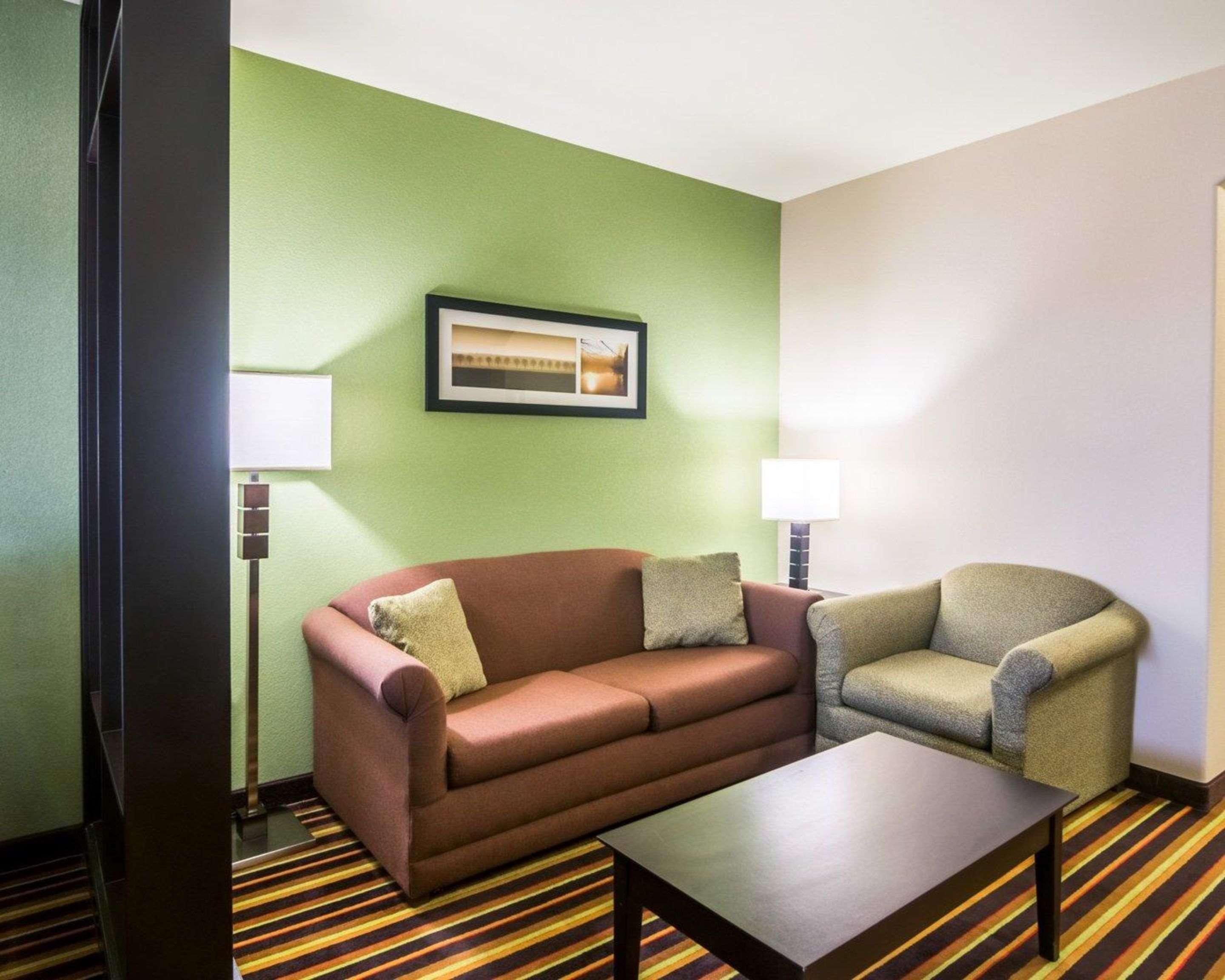 Comfort Suites Amarillo Bagian luar foto