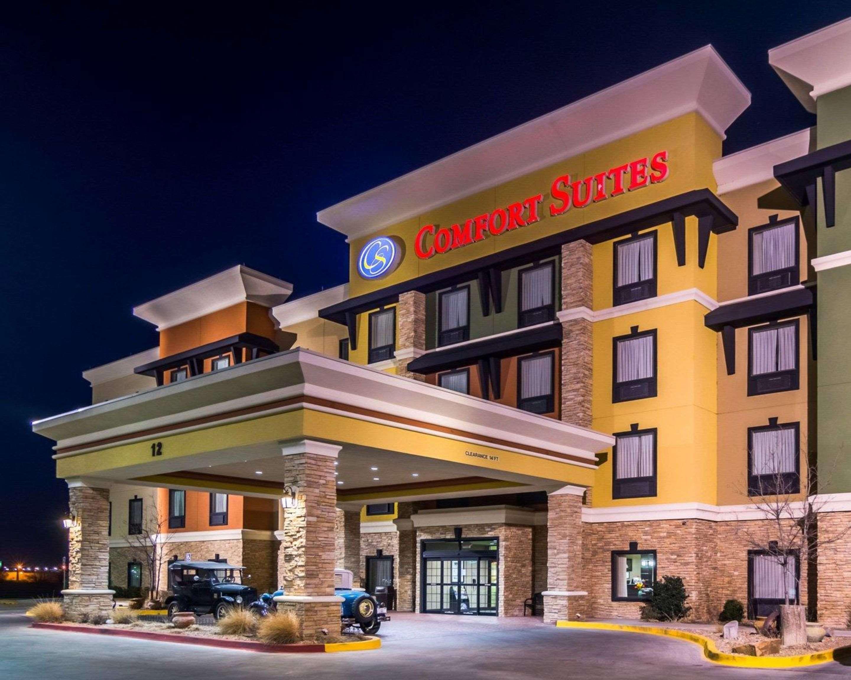 Comfort Suites Amarillo Bagian luar foto