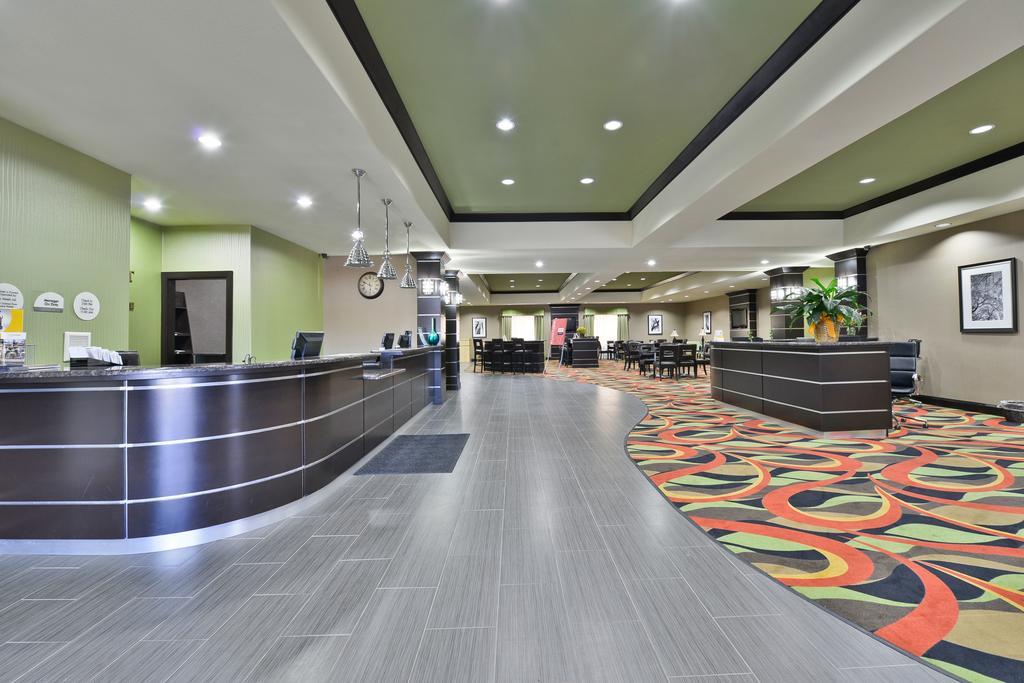 Comfort Suites Amarillo Bagian luar foto