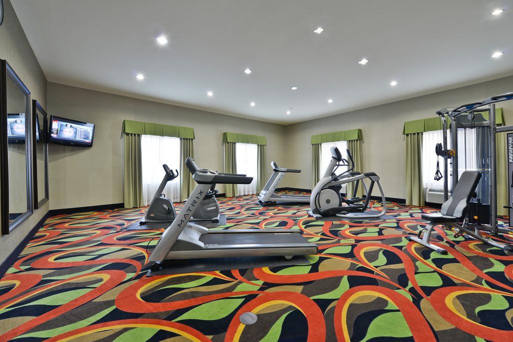 Comfort Suites Amarillo Bagian luar foto